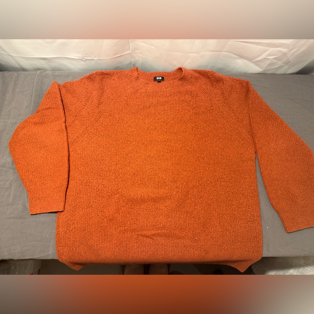 Uniqlo Men's Vibrant Orange Crewneck Sweater